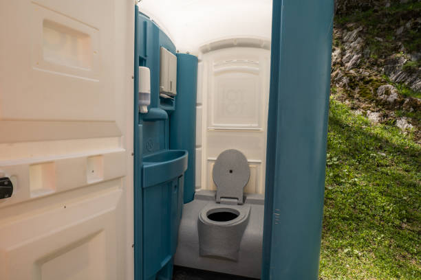 Best Portable Restroom Maintenance and Cleaning  in Clermont, GA